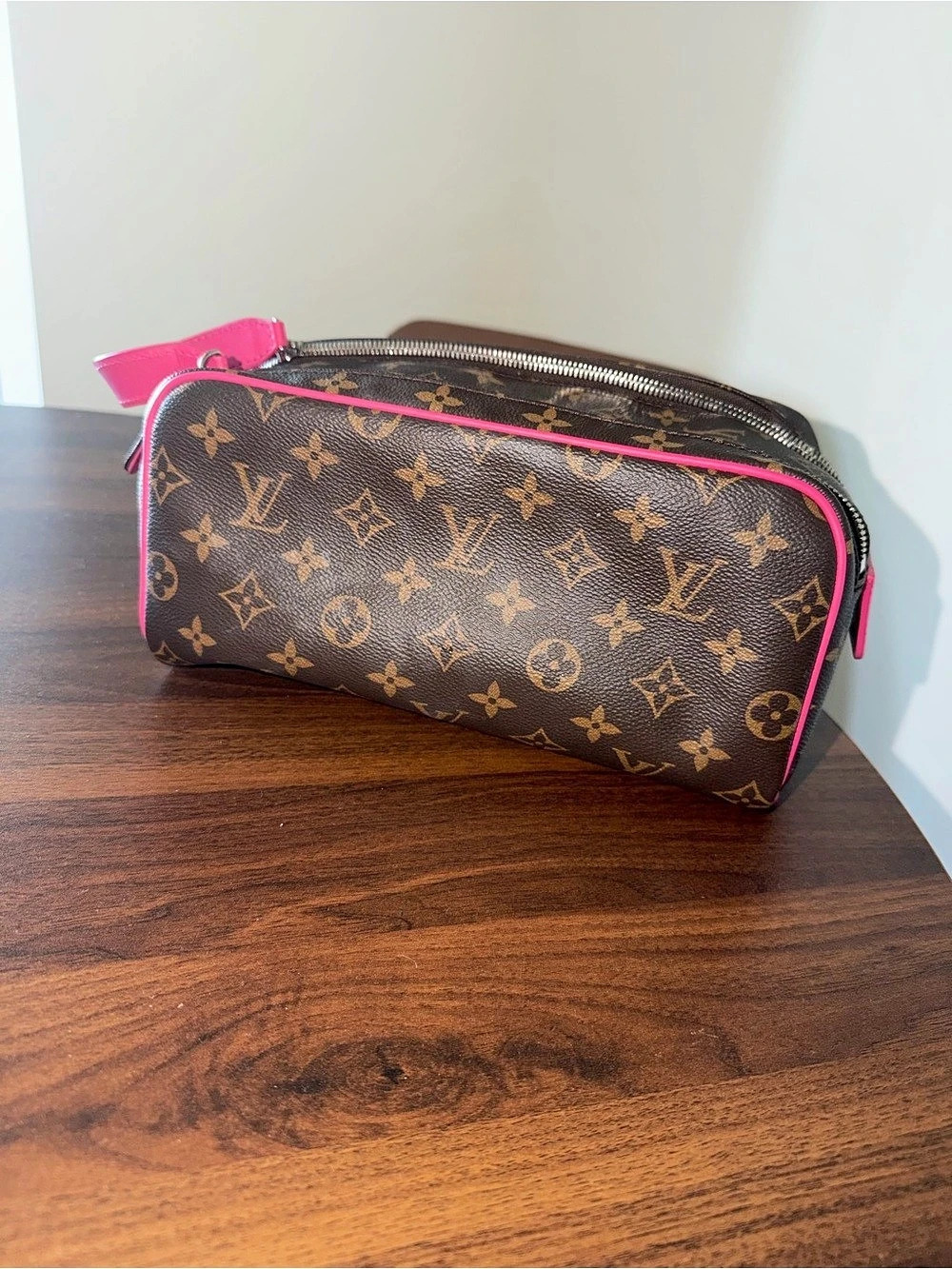Louis Vuitton Dopp Kit